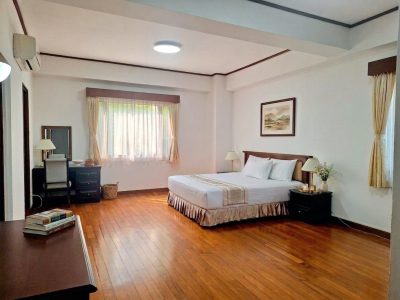 three-bed-three